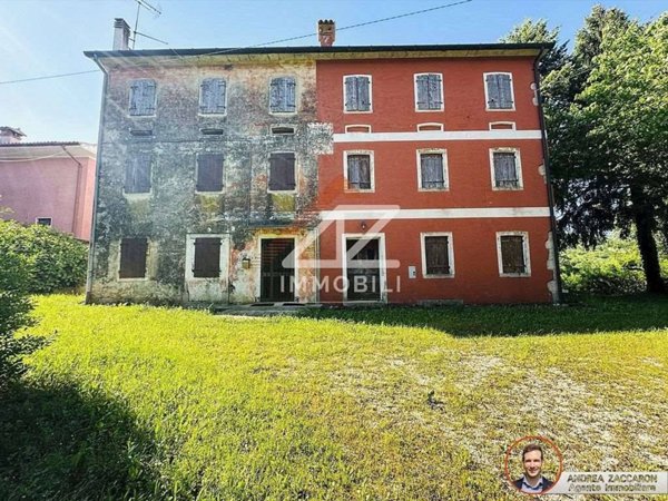casa indipendente in vendita a Cison di Valmarino in zona Gai