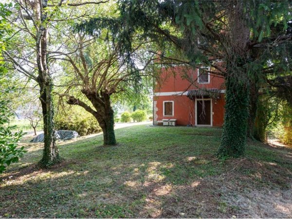 casa indipendente in vendita a Cison di Valmarino in zona Gai