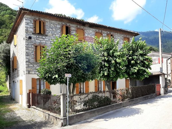 casa indipendente in vendita a Cison di Valmarino in zona Soller