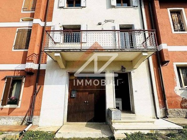 casa indipendente in vendita a Cison di Valmarino in zona Gai