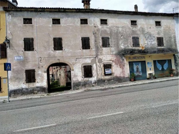 casa indipendente in vendita a Cison di Valmarino in zona Tovena