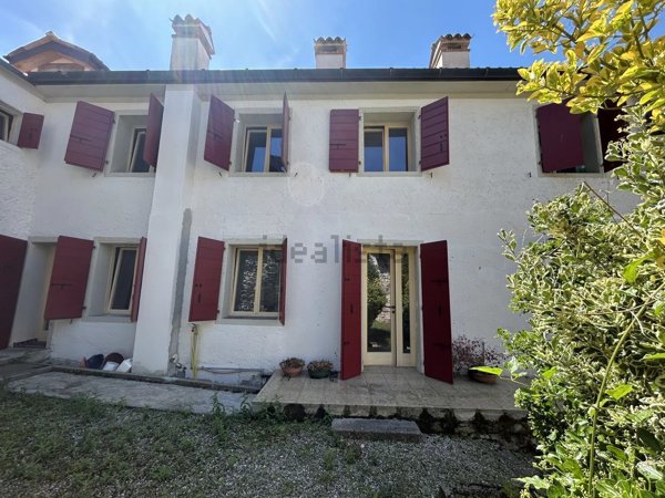 casa indipendente in vendita a Cison di Valmarino