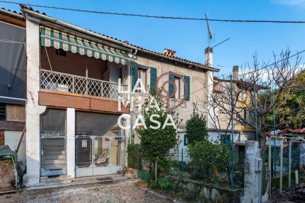 appartamento in vendita a Cison di Valmarino