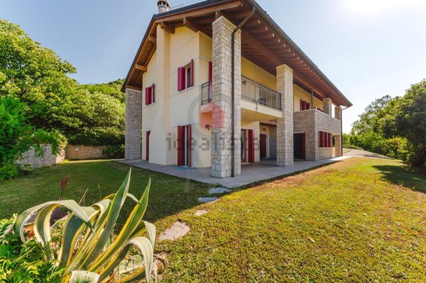 casa indipendente in vendita a Cison di Valmarino