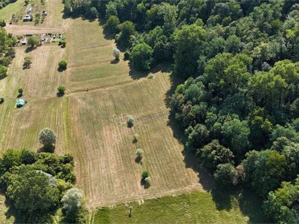 terreno in vendita a Cison di Valmarino in zona Gai