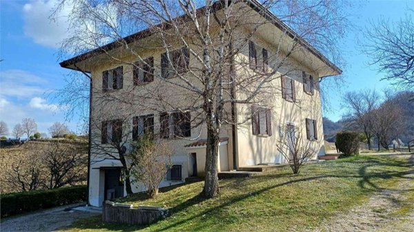 casa indipendente in vendita a Cison di Valmarino in zona Gai