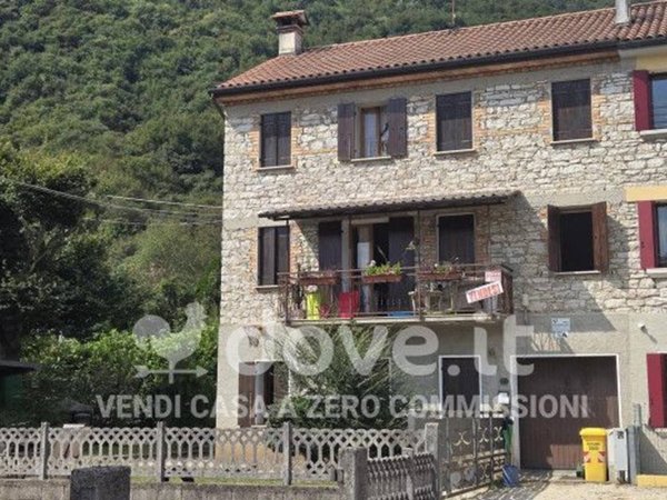 casa indipendente in vendita a Cison di Valmarino in zona Gai