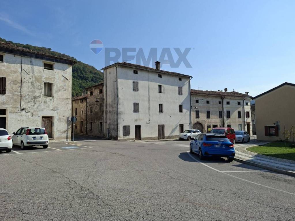 casa indipendente in vendita a Cison di Valmarino in zona Tovena