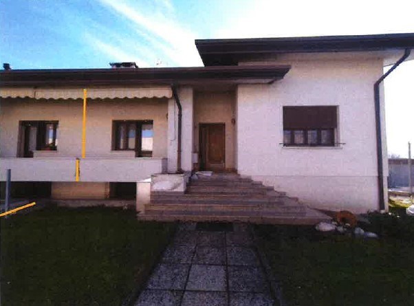 casa indipendente in vendita a Codognè in zona Cimetta
