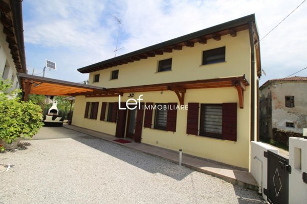 appartamento in vendita a Codognè in zona Roverbasso