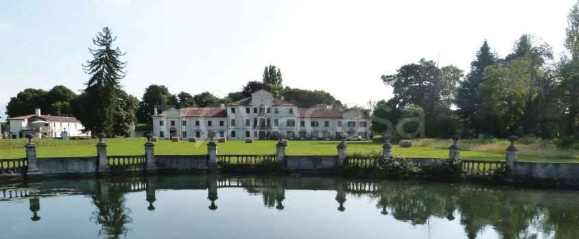 villa in vendita a Codognè in zona Cimetta