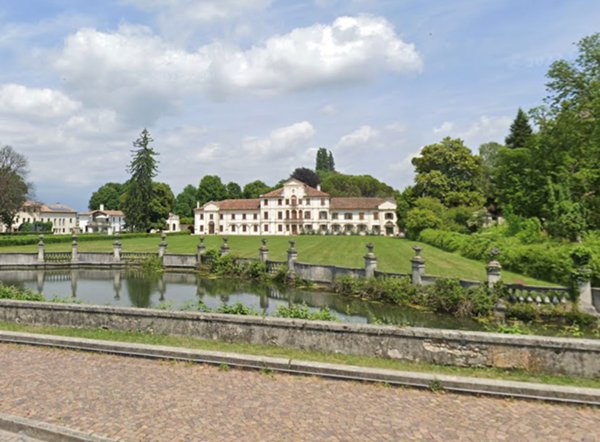 villa in vendita a Codognè in zona Cimetta