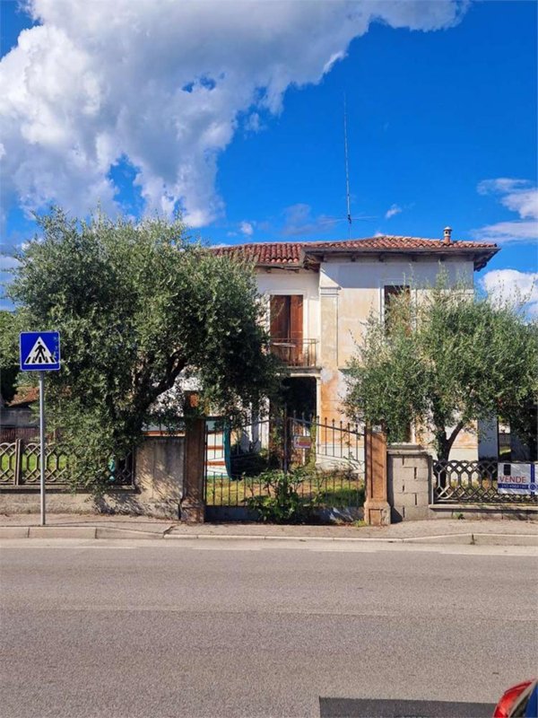 terreno edificabile in vendita a Colle Umberto in zona San Martino