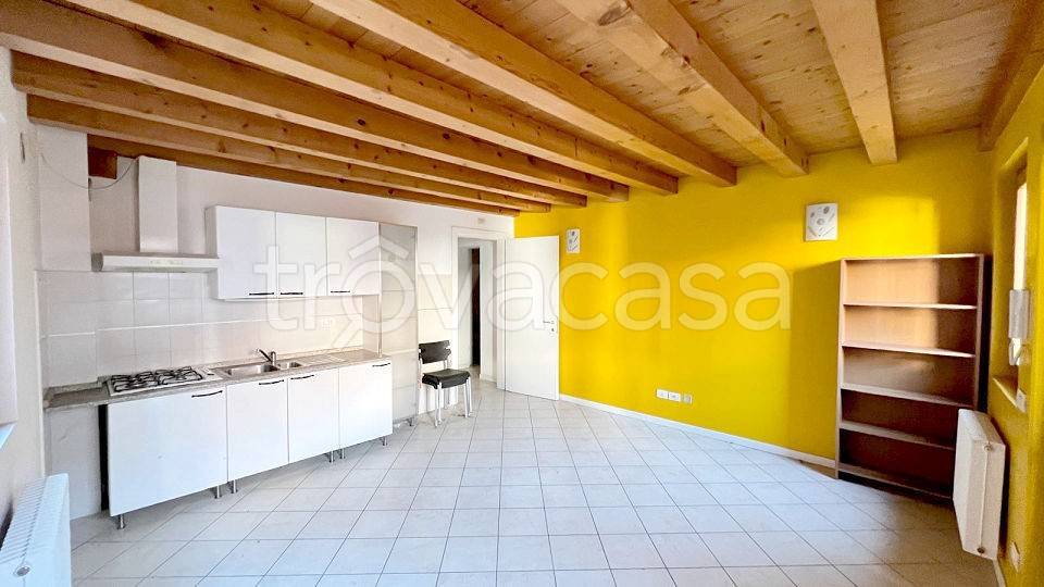 appartamento in vendita a Colle Umberto