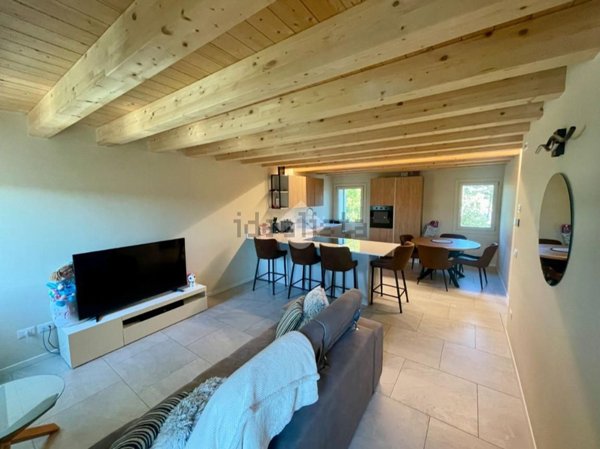 appartamento in vendita a Colle Umberto