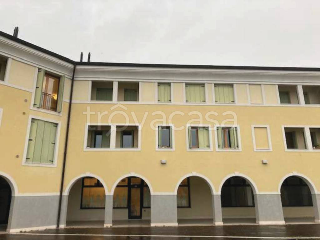 appartamento in vendita a Colle Umberto