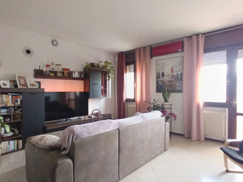 appartamento in vendita a Colle Umberto