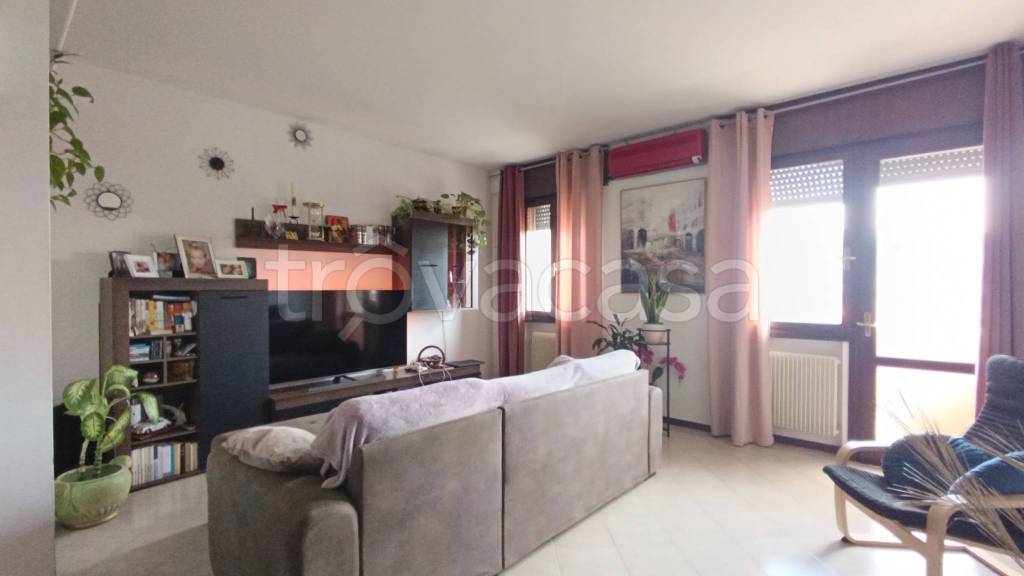 appartamento in vendita a Colle Umberto