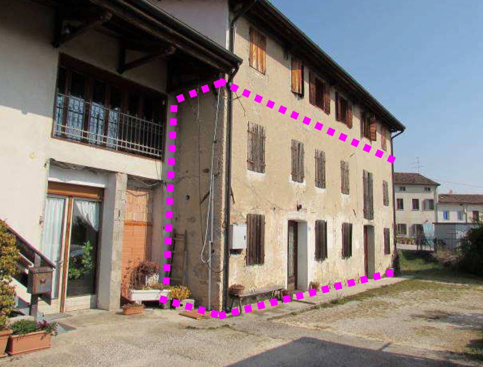 casa indipendente in vendita a Colle Umberto in zona San Martino