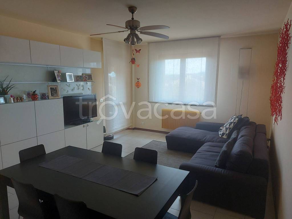 appartamento in vendita a Conegliano in zona Campolongo