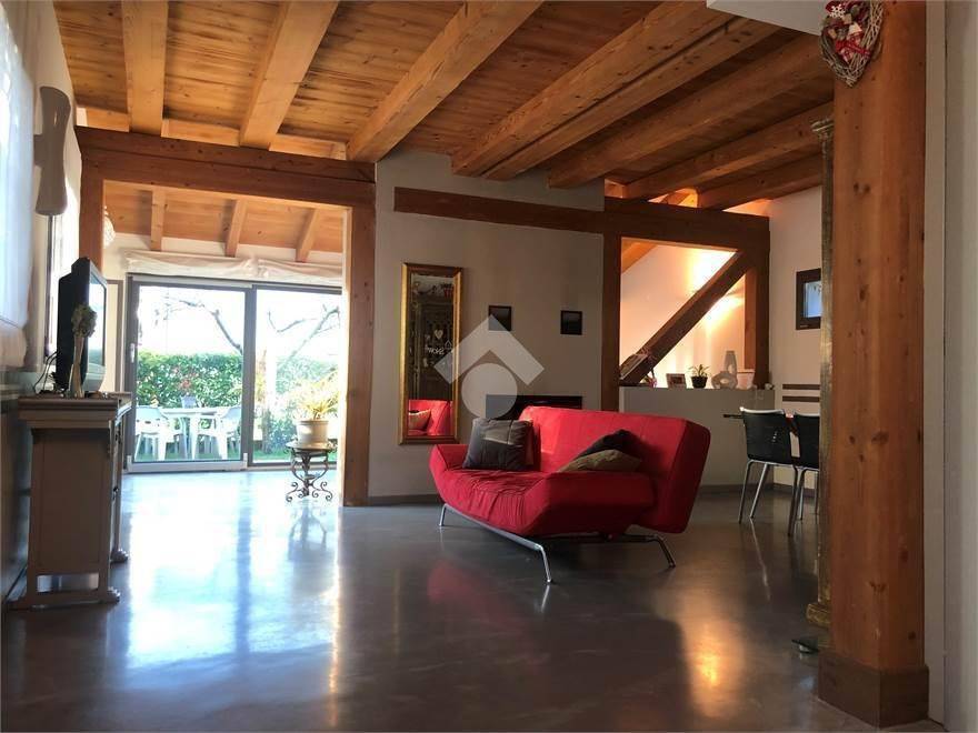 casa indipendente in vendita a Conegliano