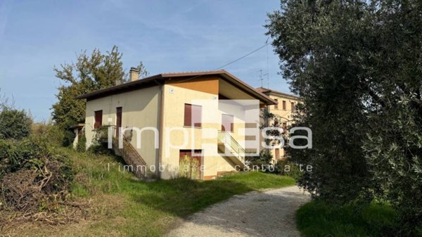 casa indipendente in vendita a Conegliano in zona Collalbrigo