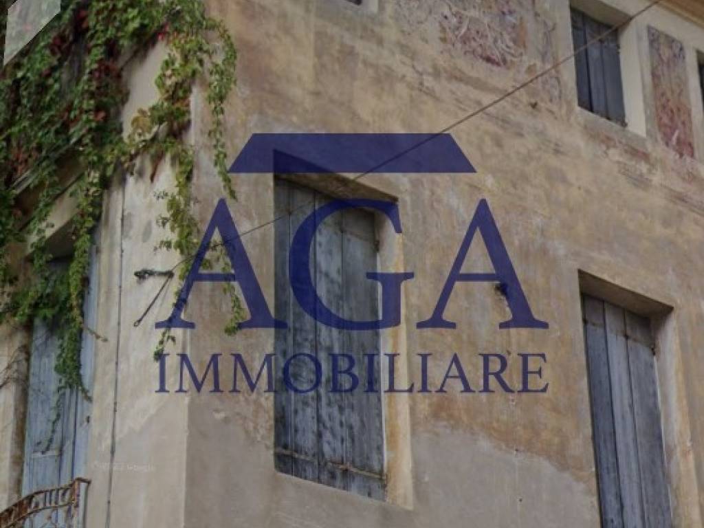 casa indipendente in vendita a Conegliano