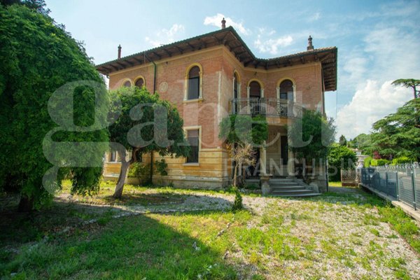 casa indipendente in vendita a Conegliano