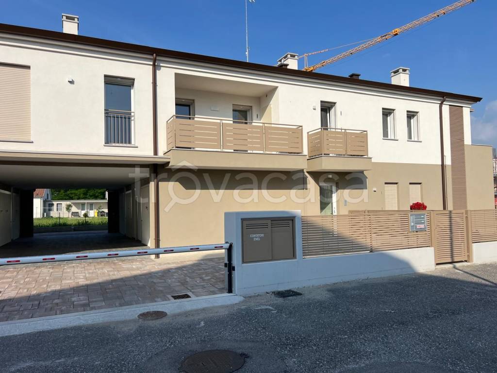 appartamento in vendita a Conegliano in zona Campolongo