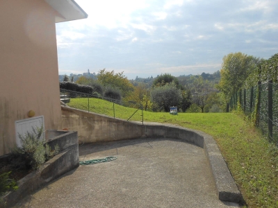 casa indipendente in vendita a Conegliano in zona Collalbrigo