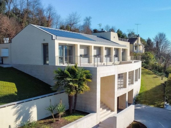 casa indipendente in vendita a Conegliano