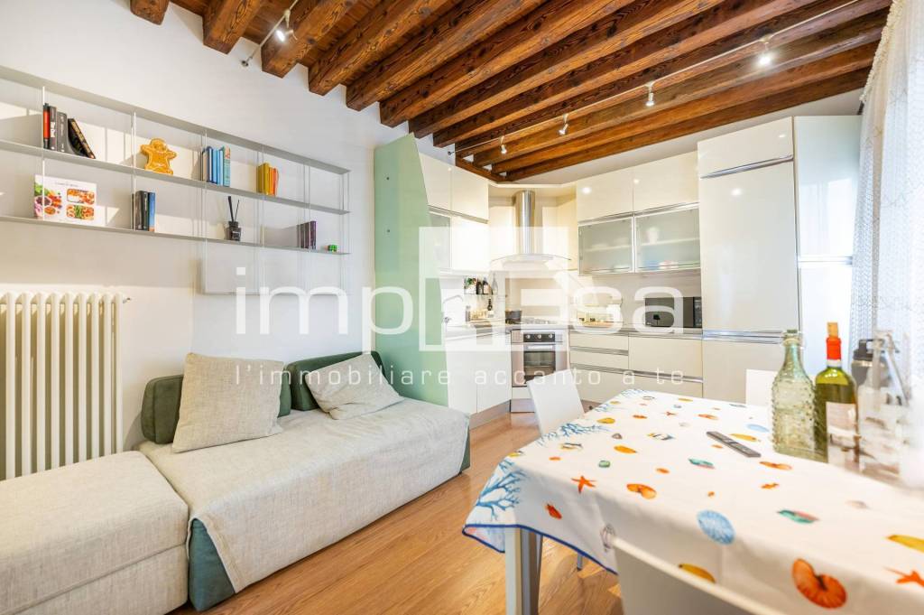 casa indipendente in vendita a Conegliano