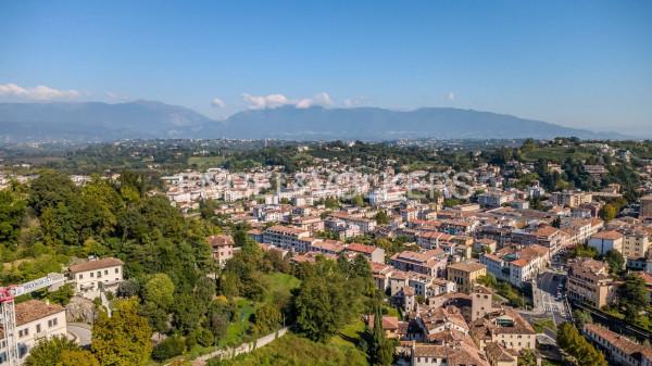 appartamento in vendita a Conegliano in zona Campolongo