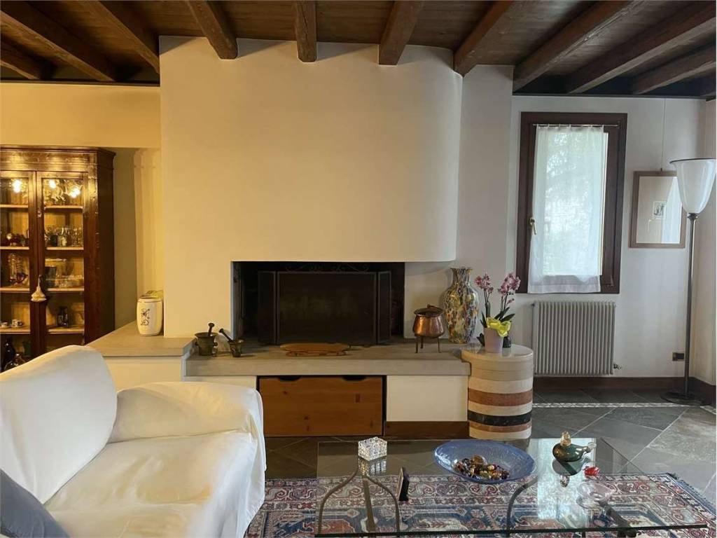 casa indipendente in vendita a Conegliano