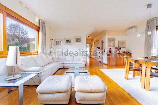casa indipendente in vendita a Conegliano