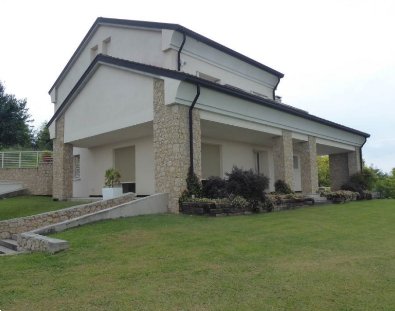 casa indipendente in vendita a Conegliano