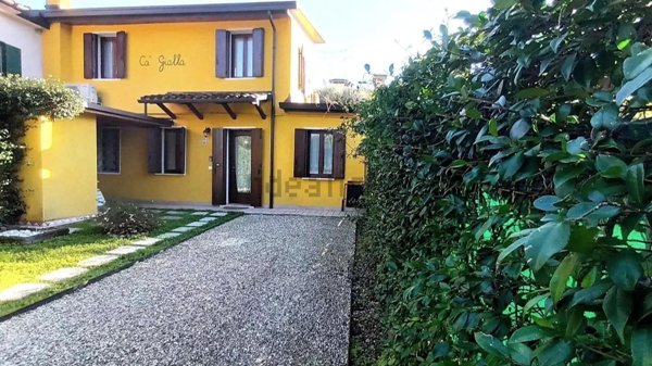 casa indipendente in vendita a Conegliano