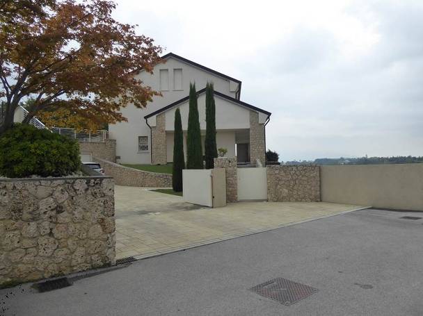 casa indipendente in vendita a Conegliano