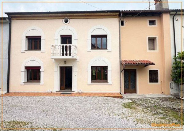 casa indipendente in vendita a Conegliano in zona Scomigo