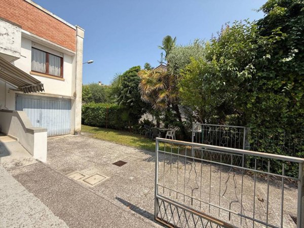 casa indipendente in vendita a Conegliano
