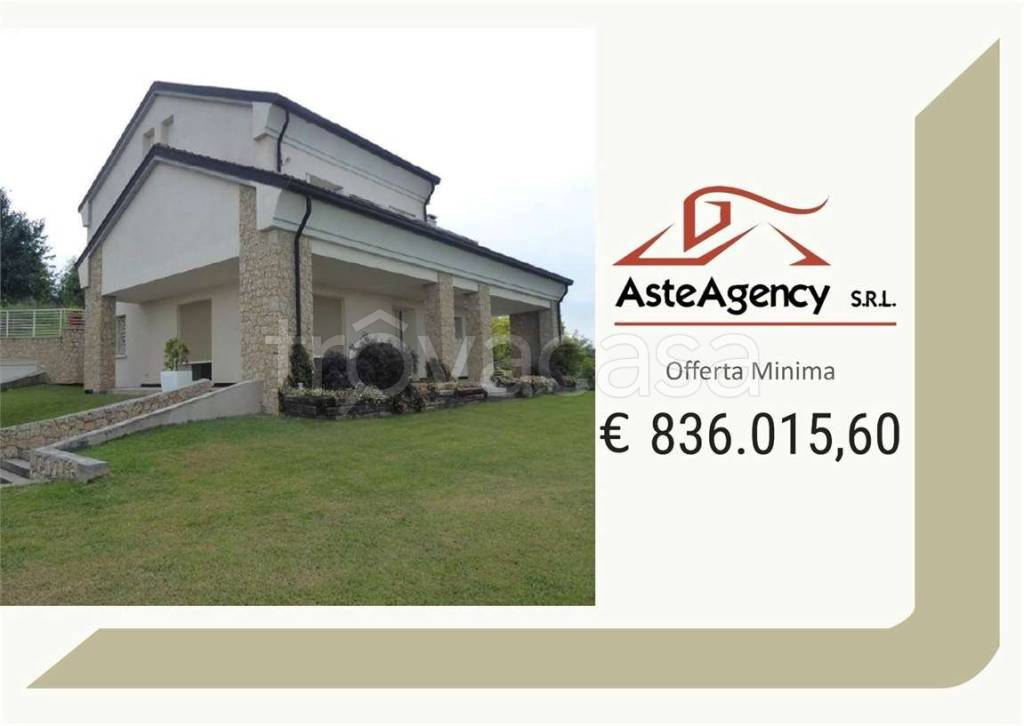 casa indipendente in vendita a Conegliano in zona Collalbrigo