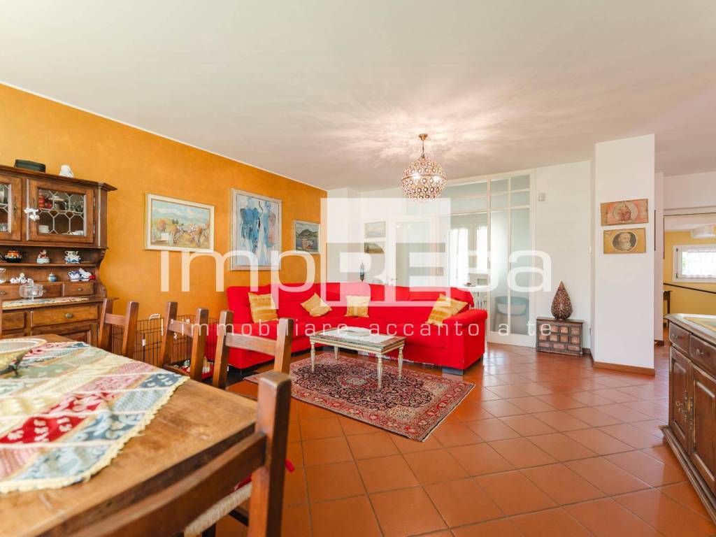 casa indipendente in vendita a Conegliano in zona Campolongo