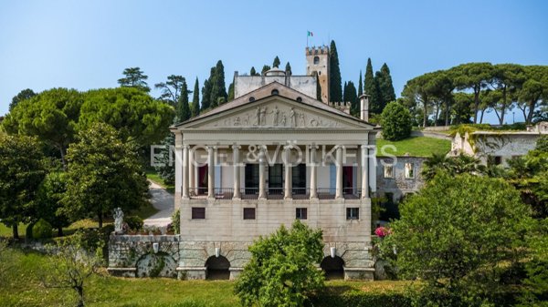 villa in vendita a Conegliano
