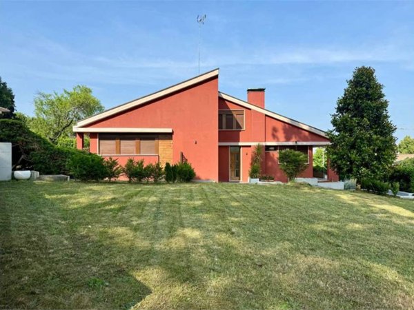 casa indipendente in vendita a Conegliano