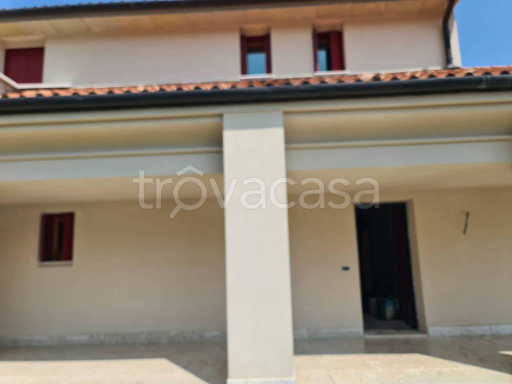 casa indipendente in vendita a Conegliano in zona Ogliano