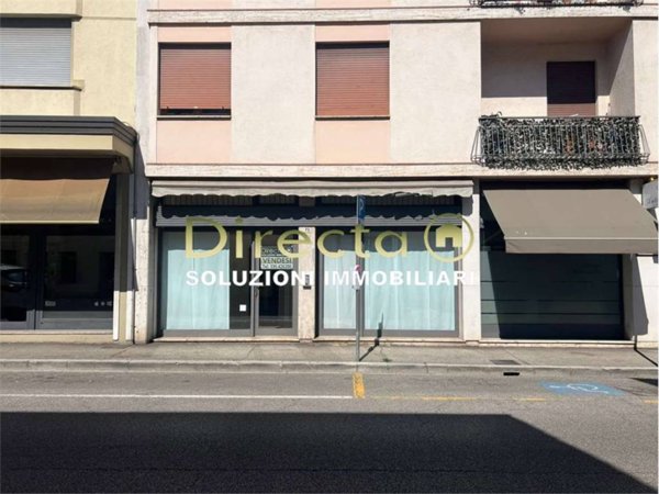 locale commerciale in vendita a Conegliano