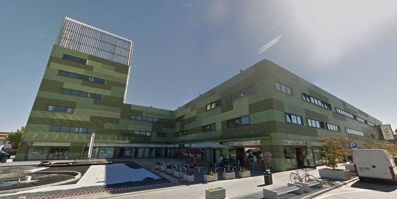locale commerciale in vendita a Conegliano