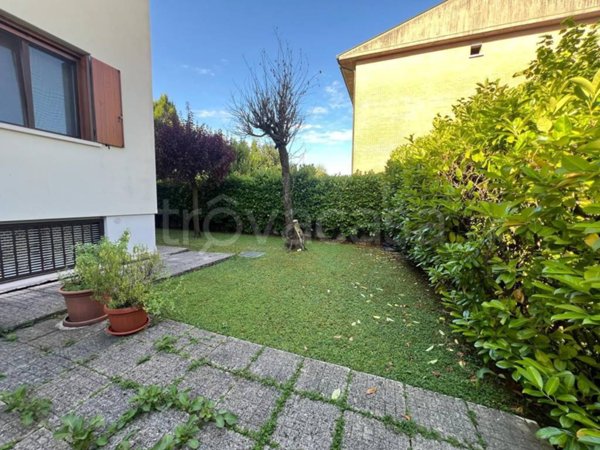 casa indipendente in vendita a Conegliano in zona Campolongo