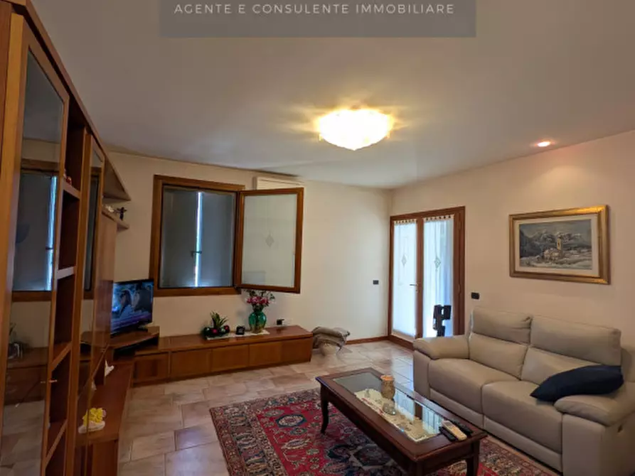 casa indipendente in vendita a Conegliano in zona Scomigo