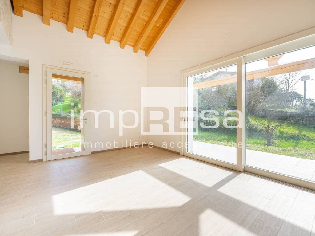casa indipendente in vendita a Conegliano